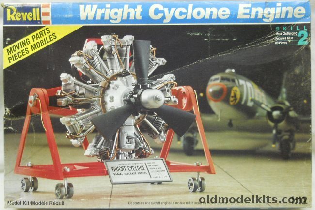 Revell 1/12 Wright Cyclone Radial Engine C9HE - (ex-Monogram), 8881 plastic model kit